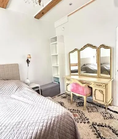 Villa Maalaistalo Mukavuuksilla