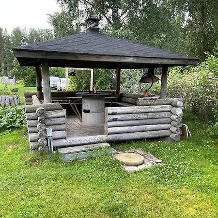 Villa Maalaistalo Mukavuuksilla *